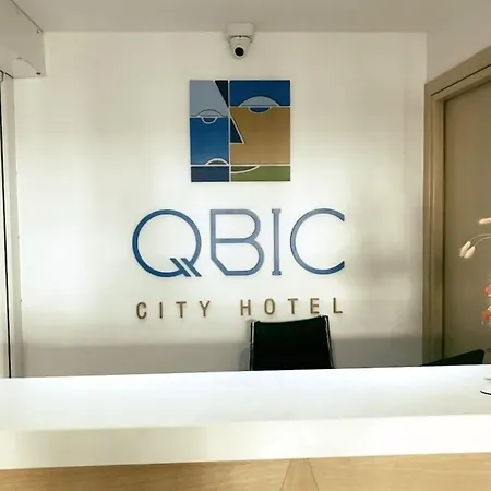 Qbic Ларнака