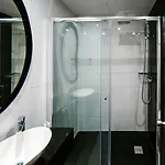 Otel Qbic 4*