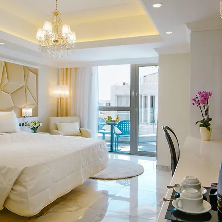 Hotel Qbic