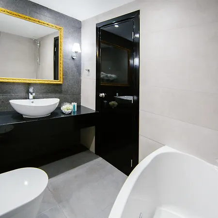 Qbic Hotel