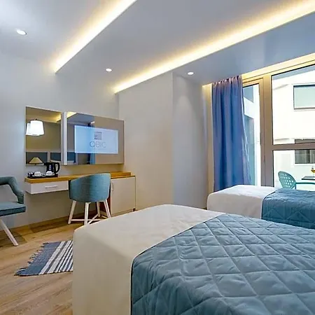 Hotel Qbic 4*