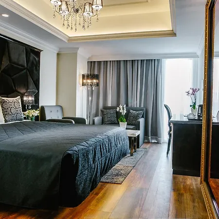 Qbic Hotel Larnaca