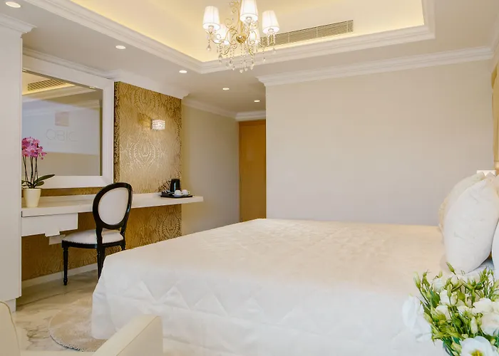 Qbic 4* 라르나카