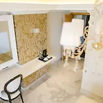 Qbic Готель Ларнака