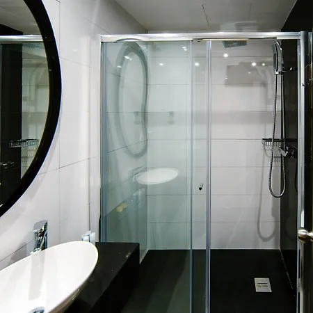Hotel Qbic 4*